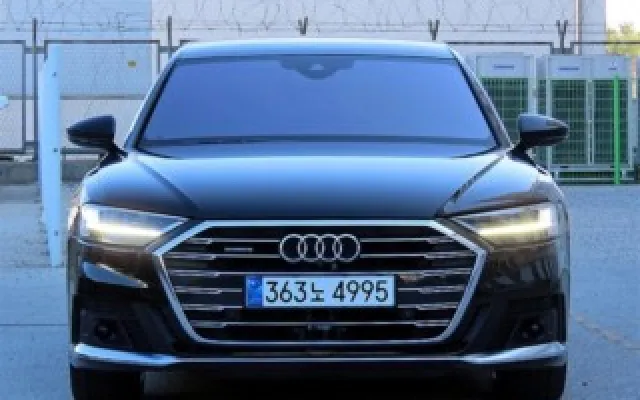 인천실매물중고차매매사이트 A8 (D5) 55 TFSI 콰트로 LWB 매물 사진 12 - 2022/09 85,910km