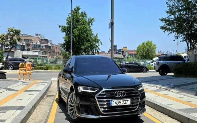 인천실매물중고차매매사이트 A8 (D5) 55 TFSI 콰트로 LWB 매물 사진 14 - 2022/09 76,481km